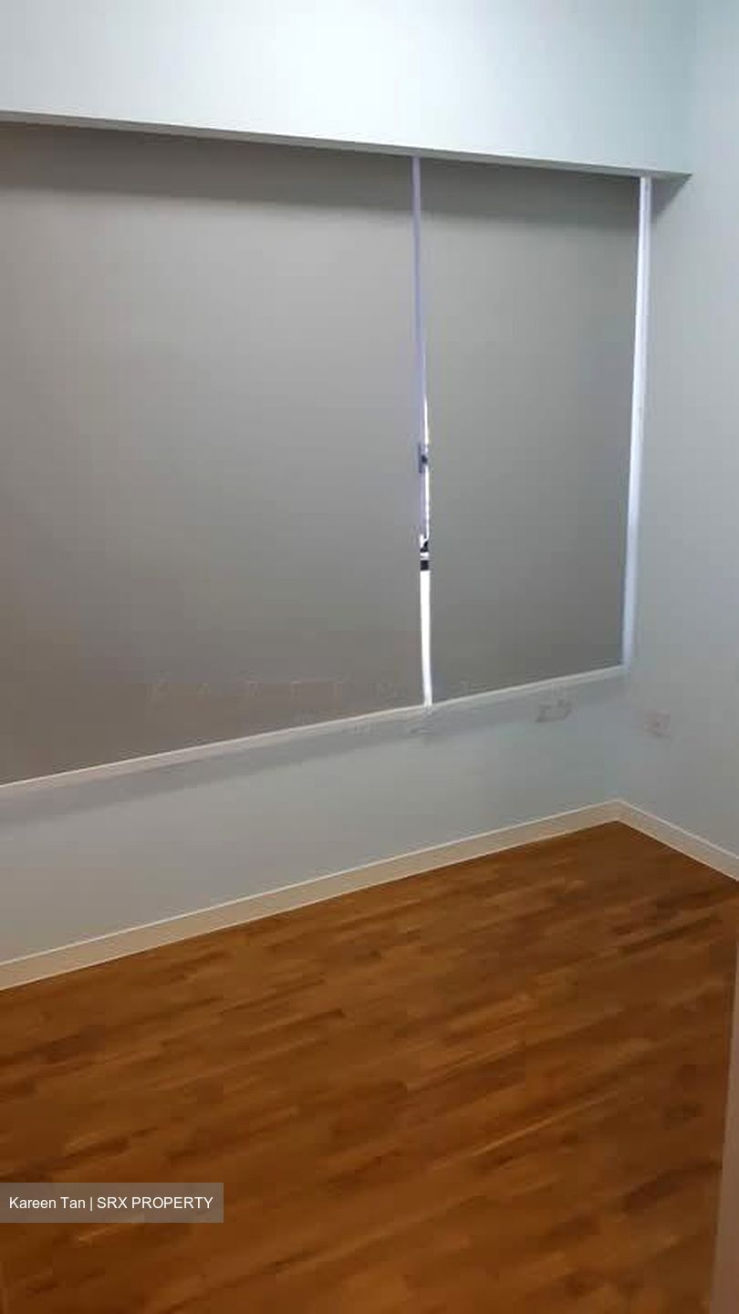 Sky Vue (D20), Condominium #560925401